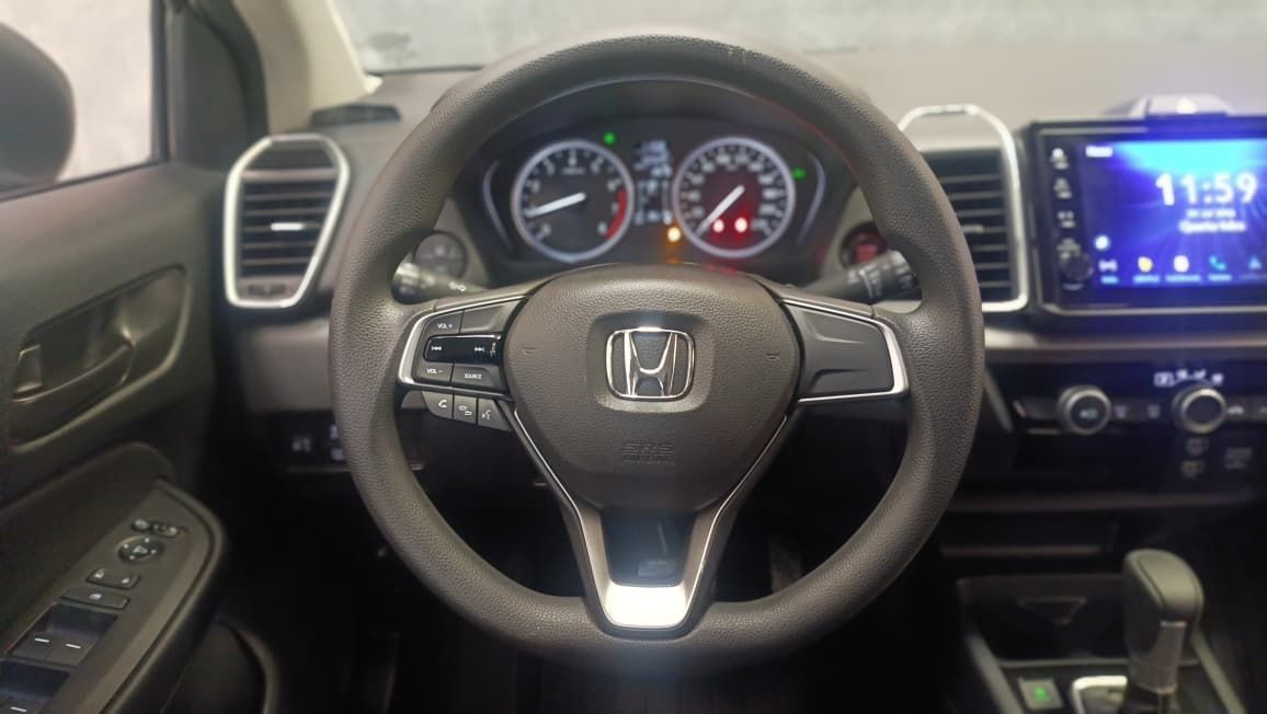 honda city hatch lx ano 2024