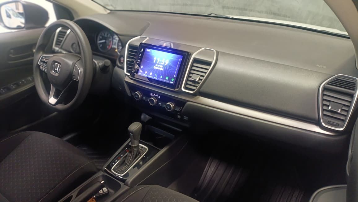 honda city hatch lx ano 2024