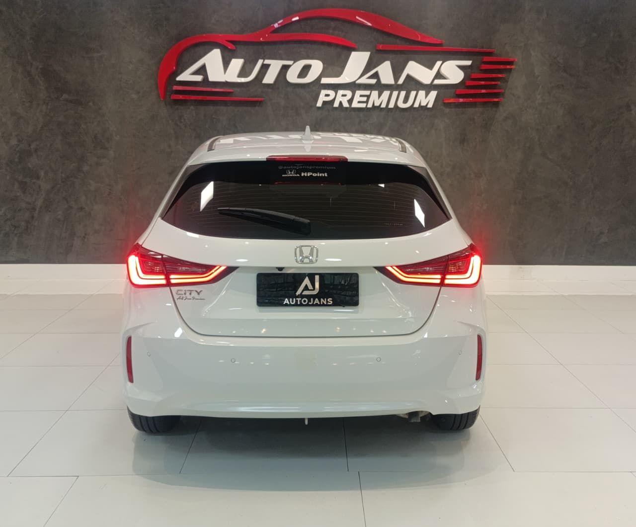 honda city hatch lx ano 2024