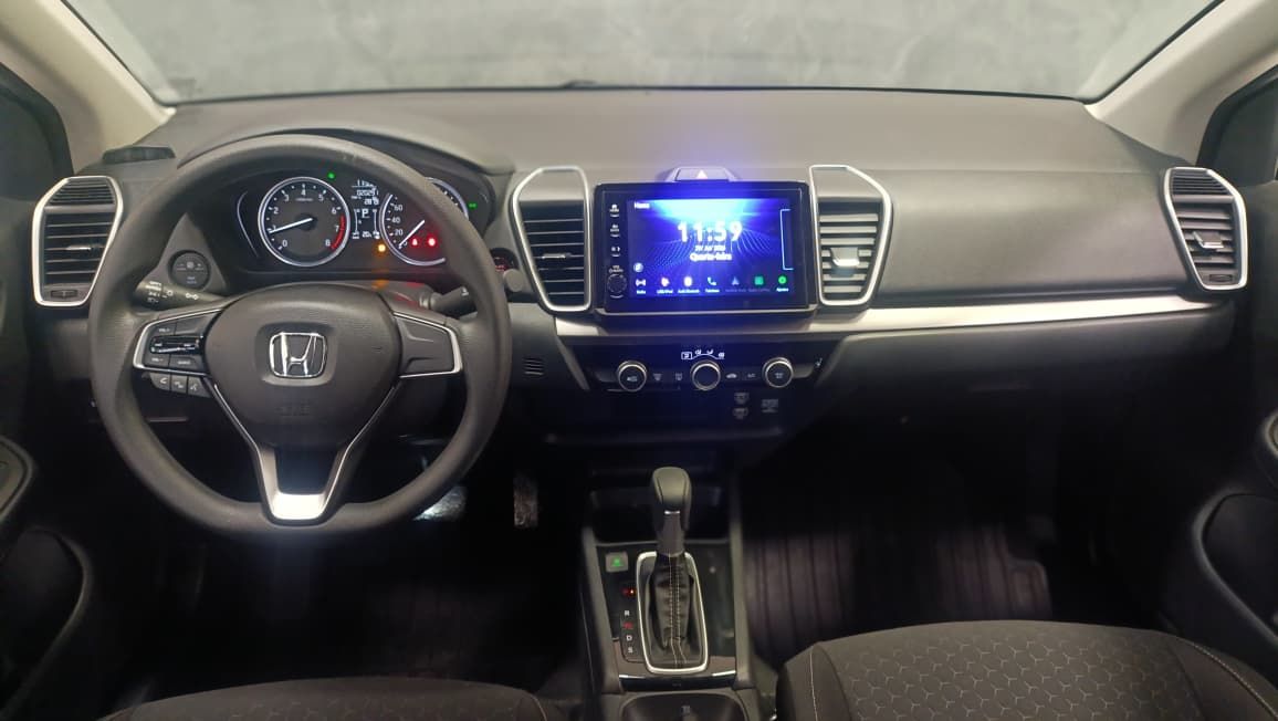 honda city hatch lx ano 2024