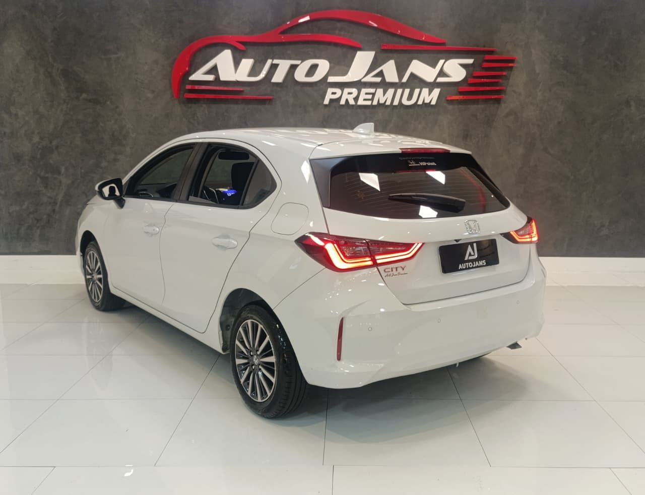 honda city hatch lx ano 2024