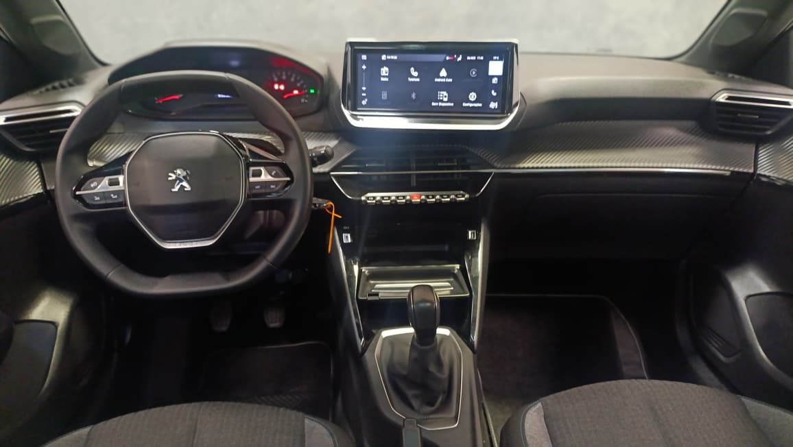 peugeot 208 style mt 2024