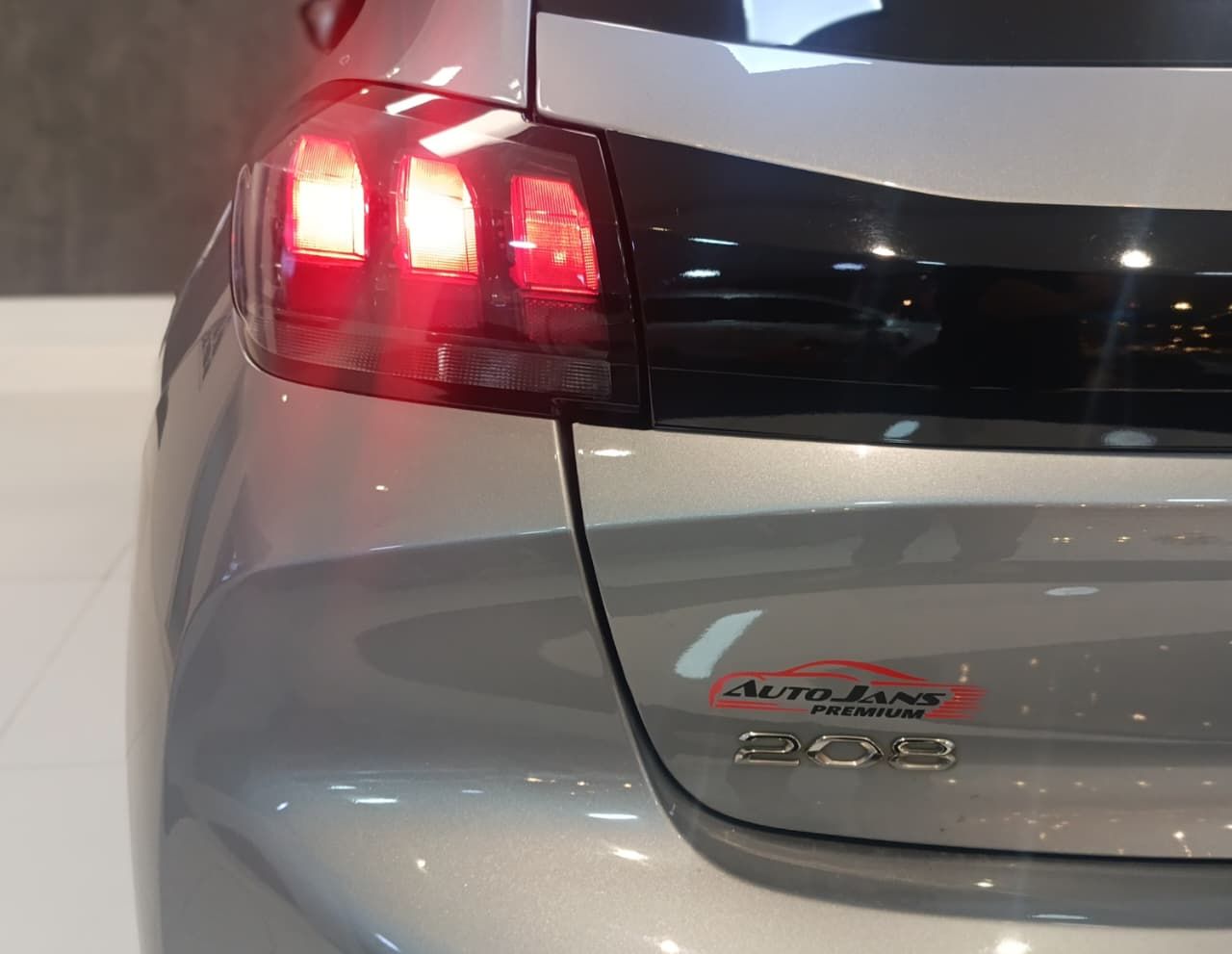 peugeot 208 style mt 2024