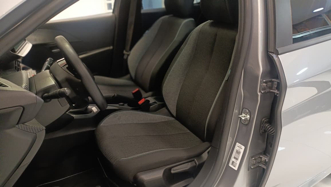 peugeot 208 style mt 2024