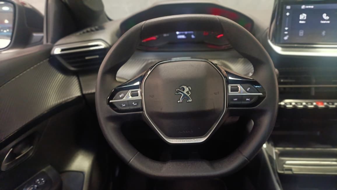peugeot 208 style mt 2024