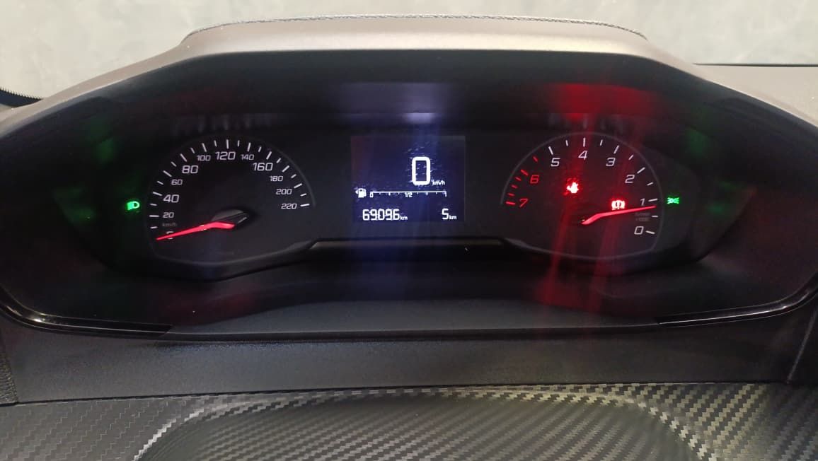 peugeot 208 style mt 2024