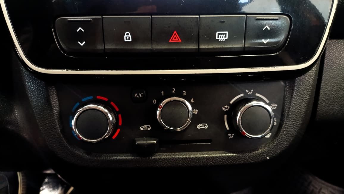 renault kwid intense motor 1.0 flex ano 2018