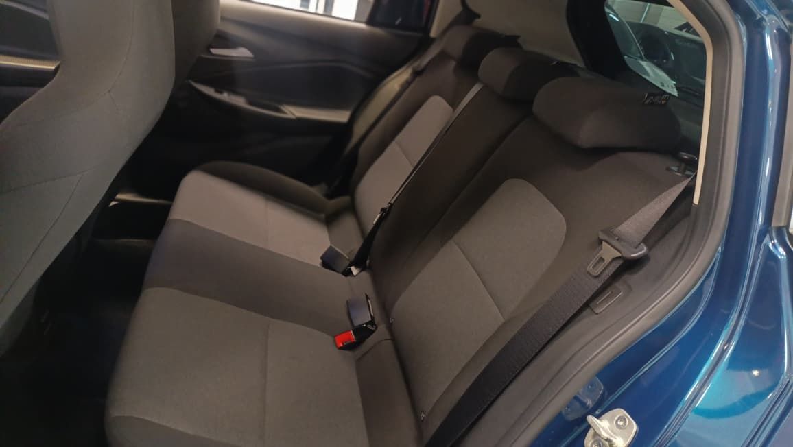 chevrolet onix 10mt hb 2024