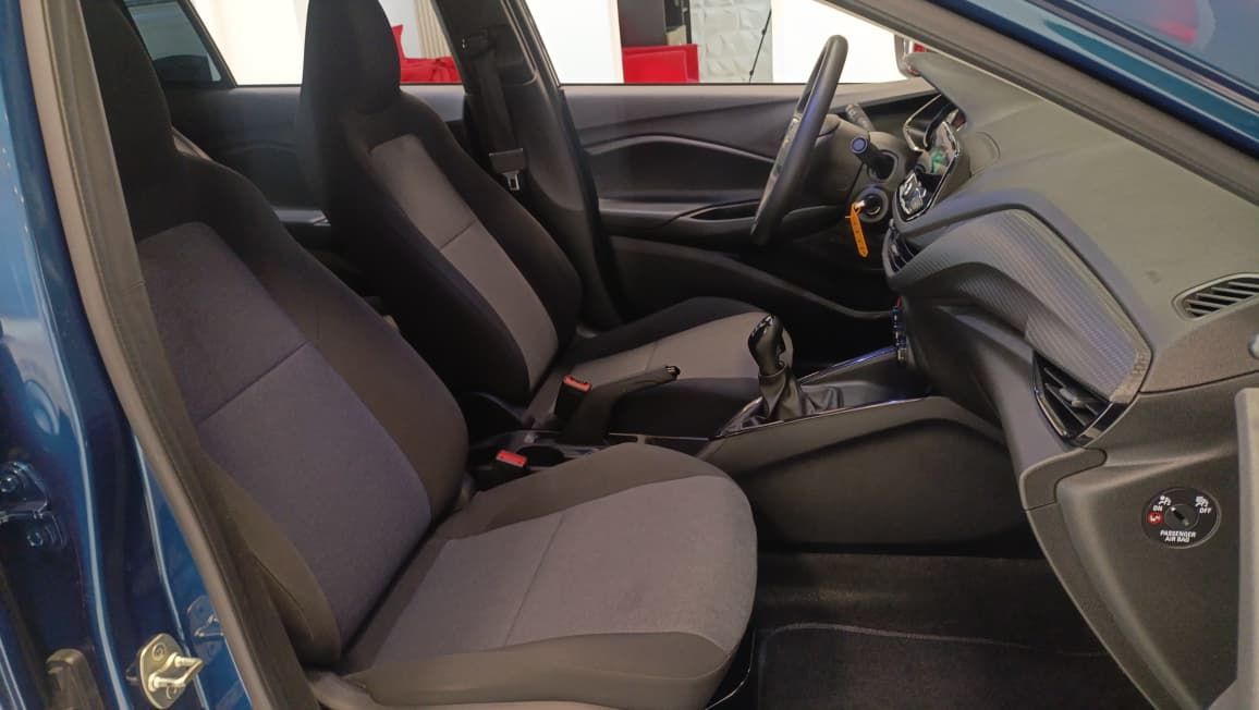 chevrolet onix 10mt hb 2024
