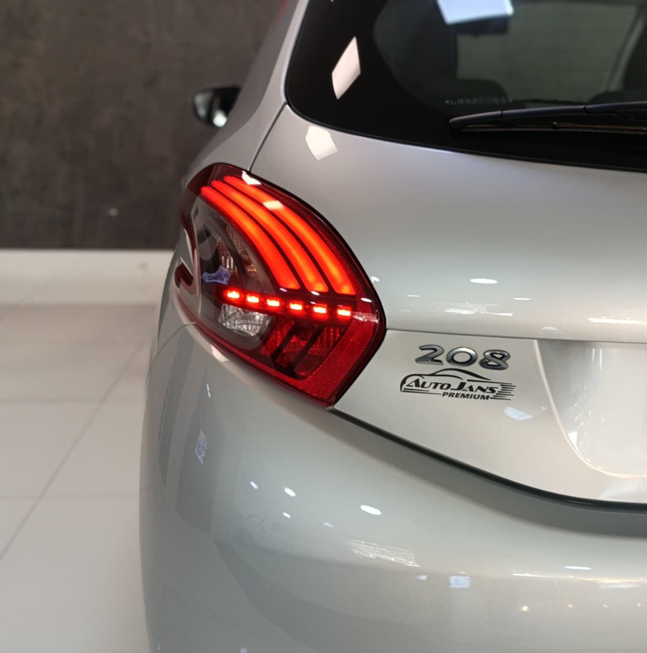 peugeot 208 active motor 1.2 flex ano 2020