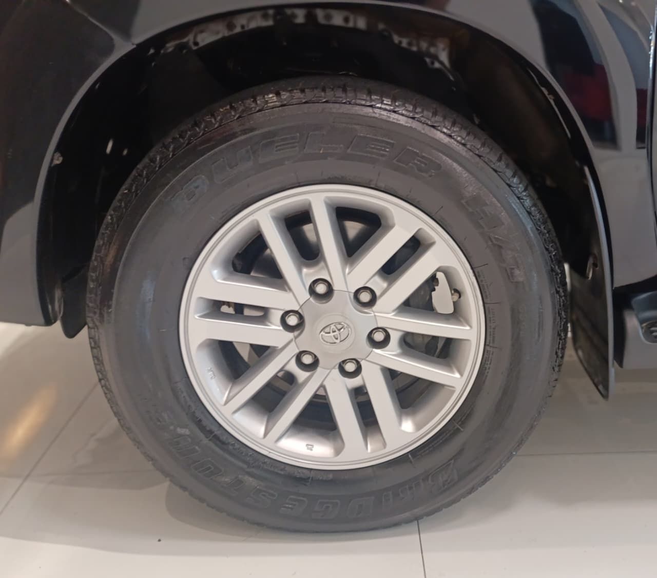 toyota hilux sw4 4x2 sr motor 2.7 flex ano 2015