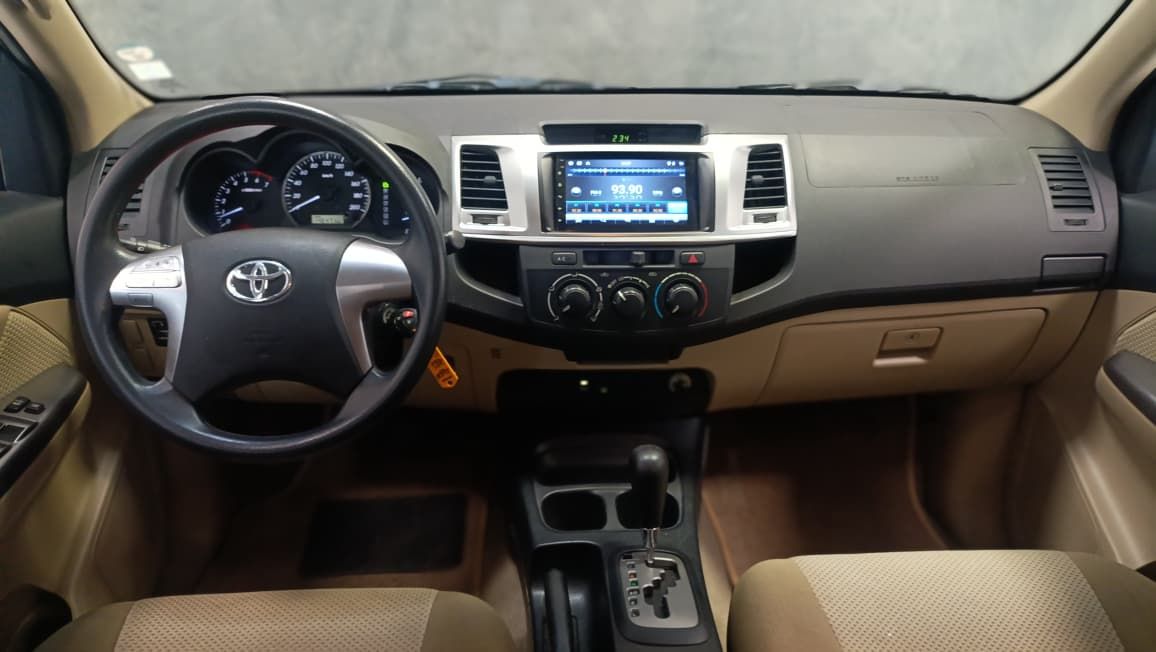 toyota hilux sw4 4x2 sr motor 2.7 flex ano 2015