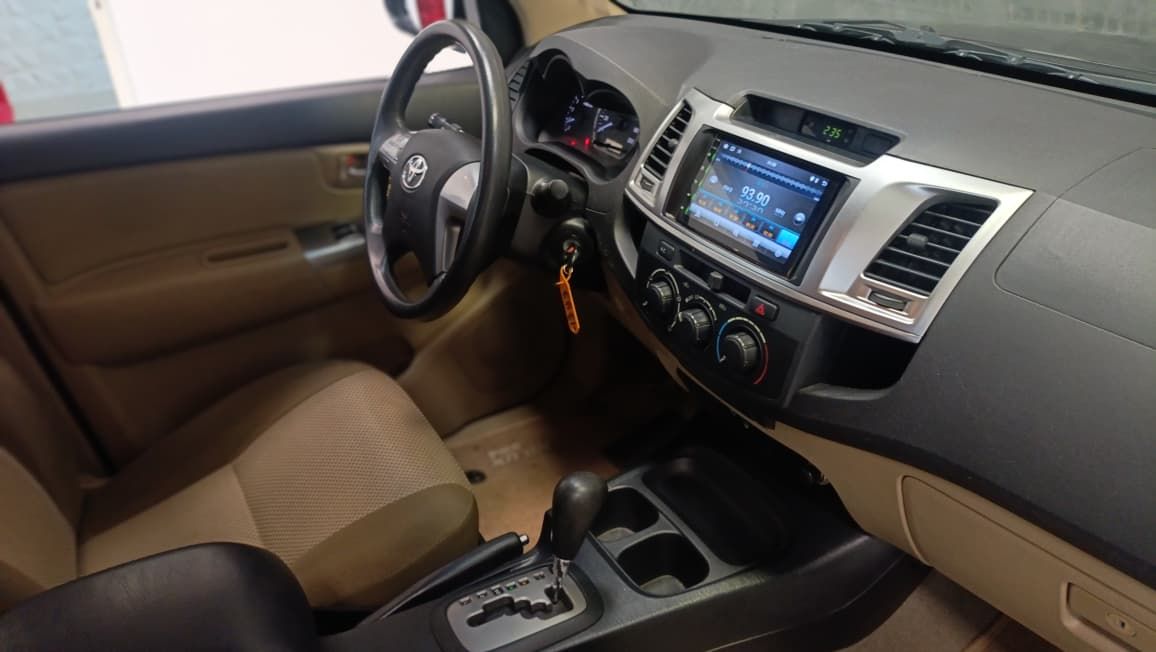 toyota hilux sw4 4x2 sr motor 2.7 flex ano 2015