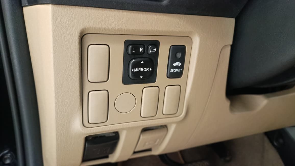toyota hilux sw4 4x2 sr motor 2.7 flex ano 2015