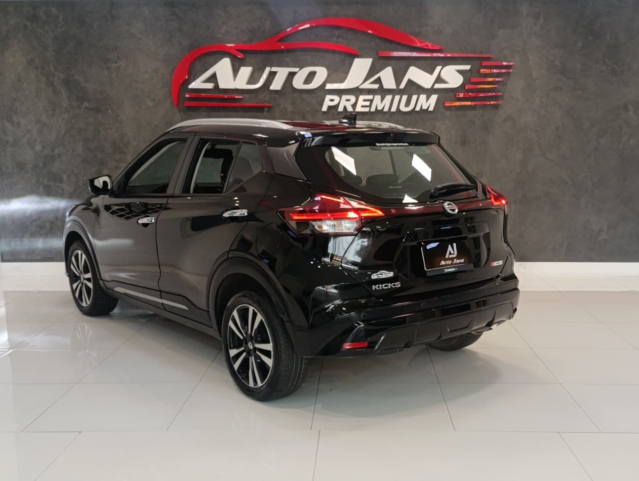 nissan kicks exclusive motor 1.6 flex cvt ano 2022