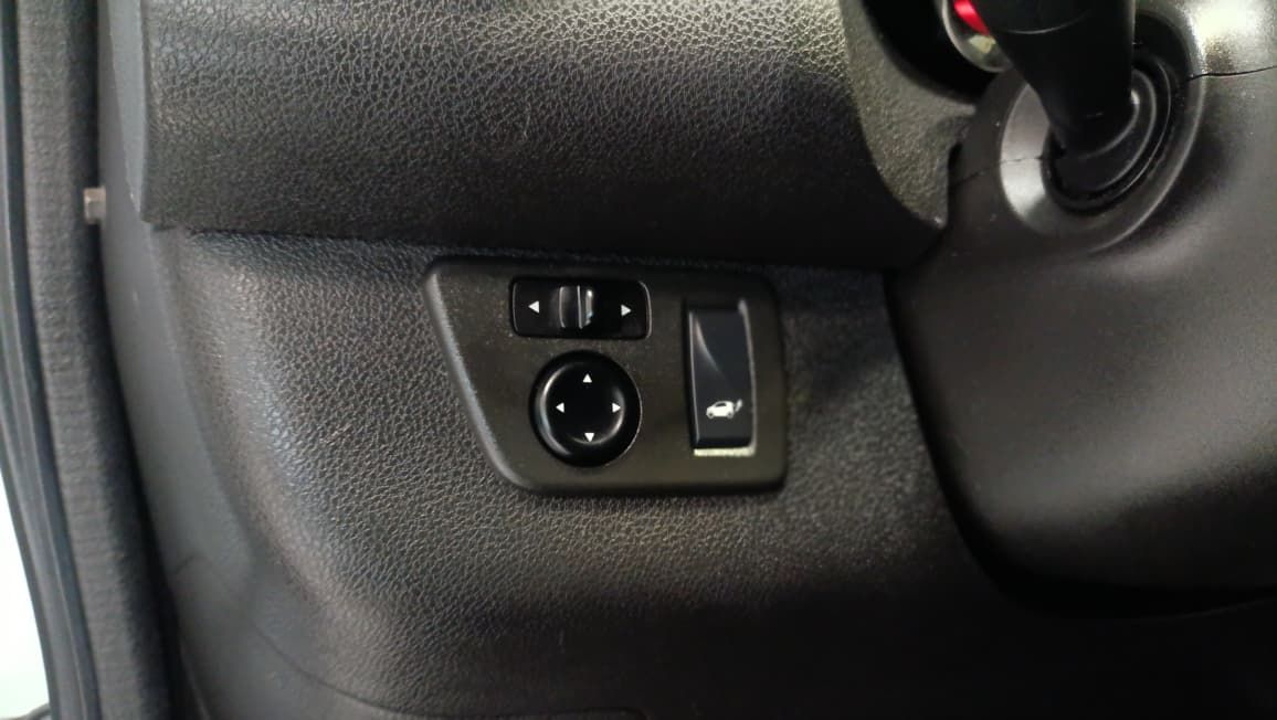 renault kwid intense motor 1.0 flex ano 2022