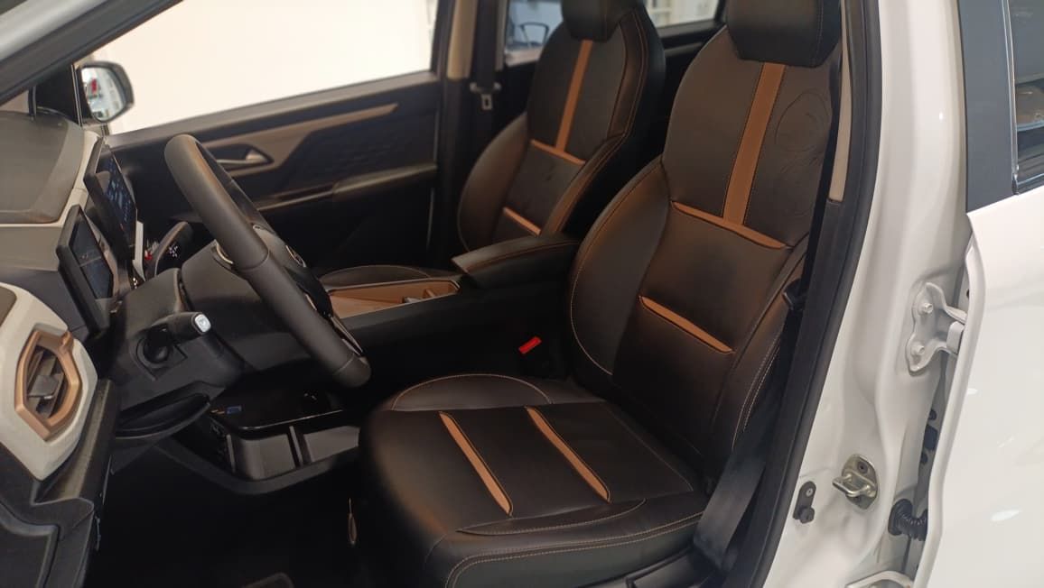 jac e js1 100% eletrico ano 2025