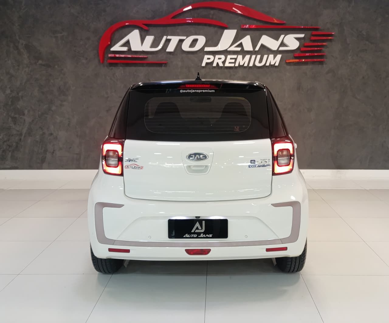 jac e js1 100% eletrico ano 2025