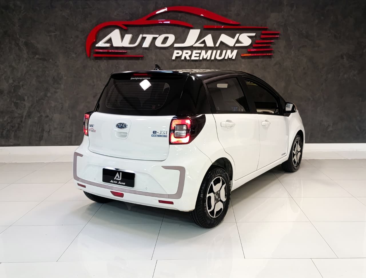 jac e js1 100% eletrico ano 2025