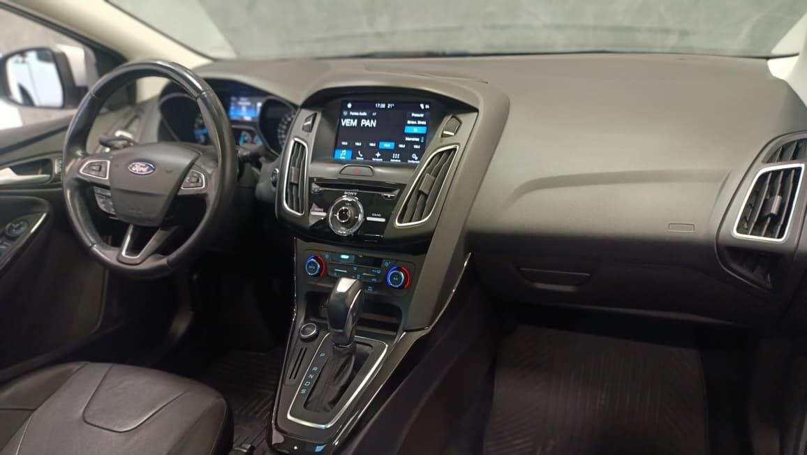 ford focus sedan titanium 2.0 plus 16 v flex aut. 2018
