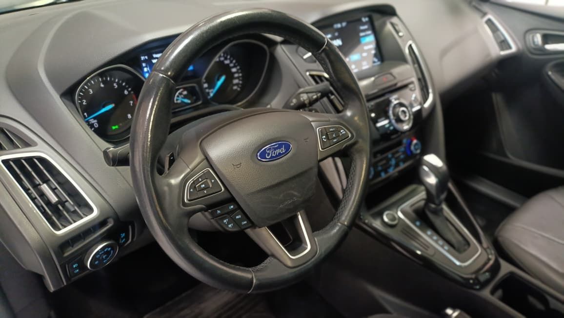 ford focus sedan titanium 2.0 plus 16 v flex aut. 2018