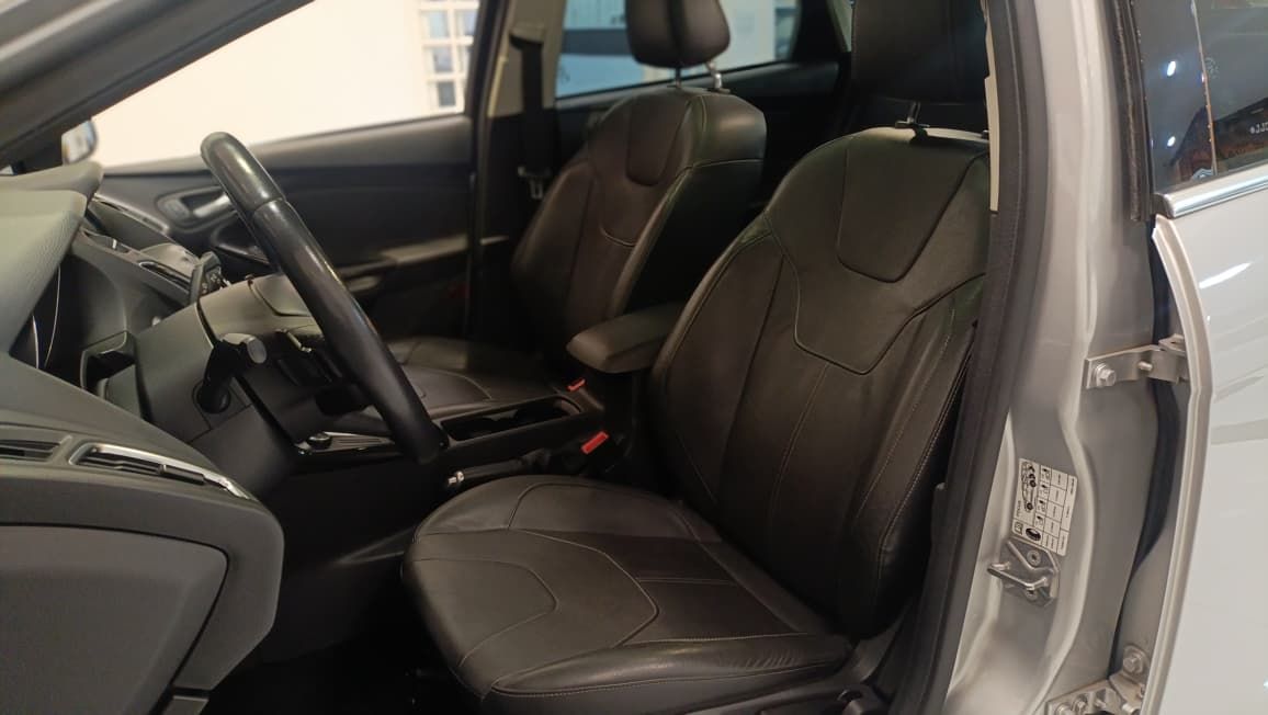 ford focus sedan titanium 2.0 plus 16 v flex aut. 2018