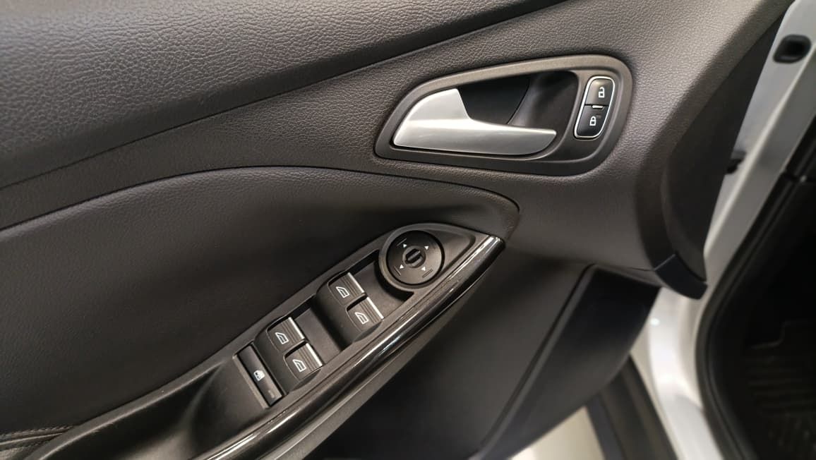 ford focus sedan titanium 2.0 plus 16 v flex aut. 2018