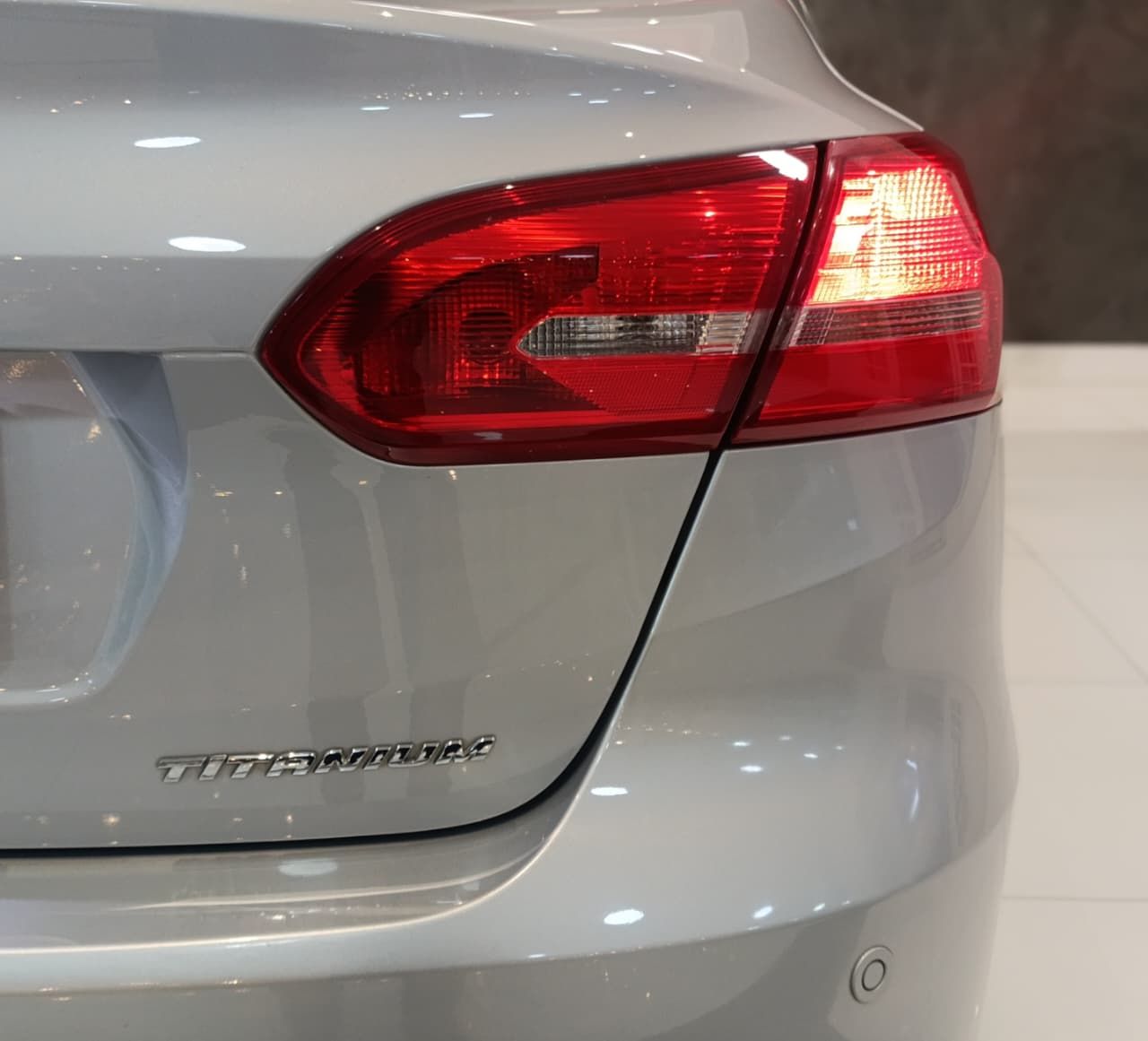 ford focus sedan titanium 2.0 plus 16 v flex aut. 2018