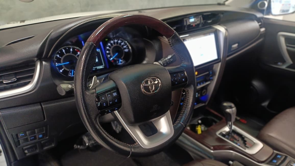 toyota hilux sw4 srx motor 2.8 turbo diesel 4x4ano 2020