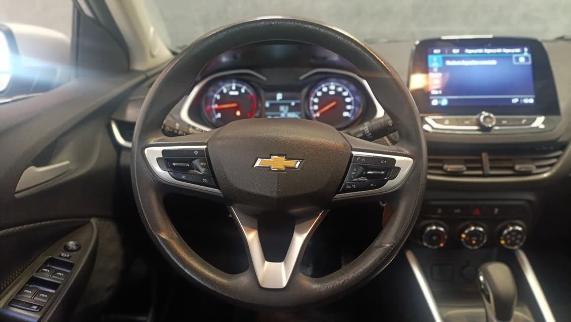 chevrolet onix plus motor 1.0 turbo lt ano 2023