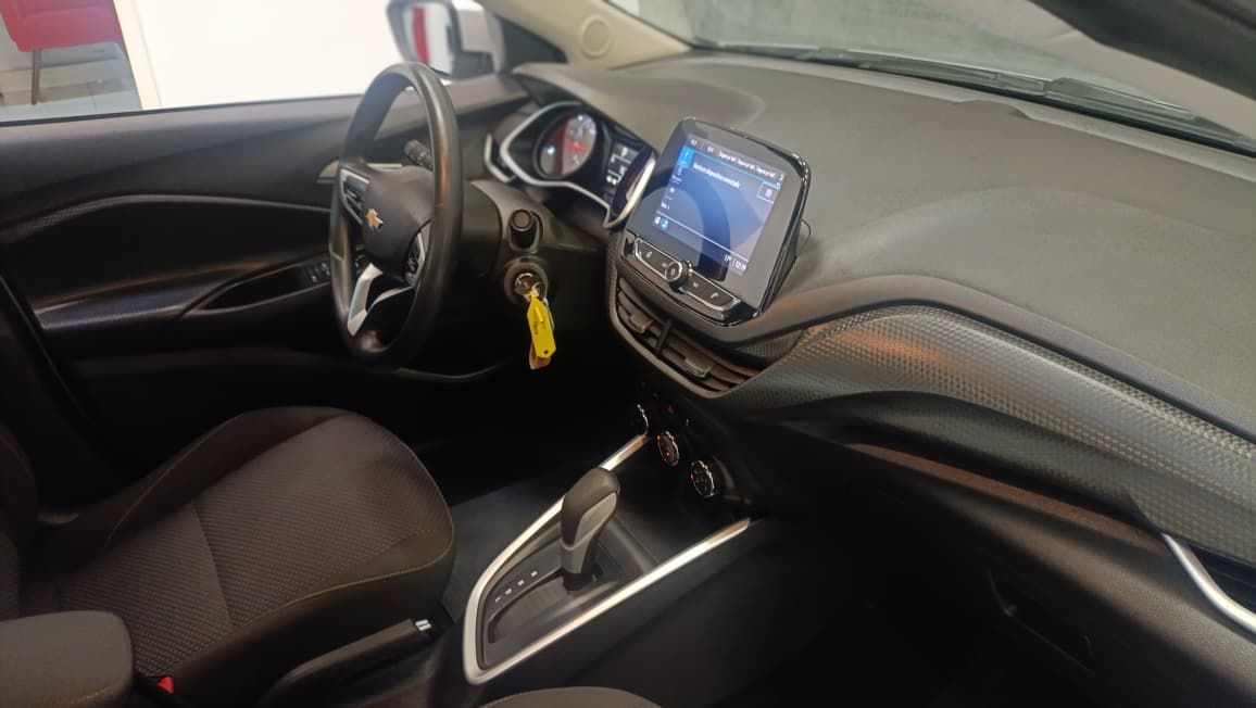 chevrolet onix plus motor 1.0 turbo lt ano 2023