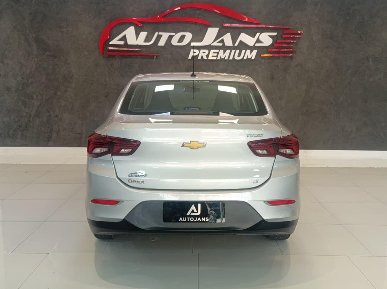 chevrolet onix plus motor 1.0 turbo lt ano 2023