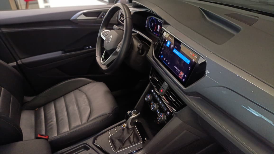 volkswagen taos highline motor 1.4 turbo ano 2022