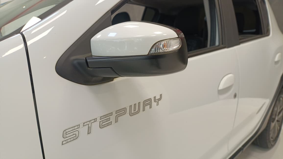 renault sandero stepway motor 1.6 flex ano 2015