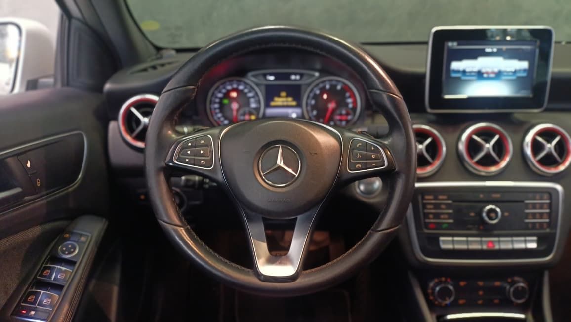 mercedes-benz a200 motor 1.6 turbo ano 2016
