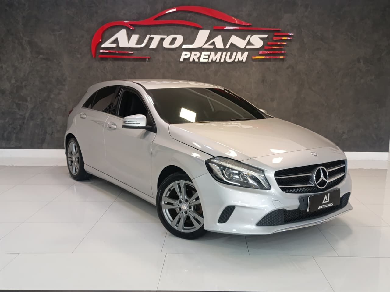 mercedes-benz a200 motor 1.6 turbo ano 2016