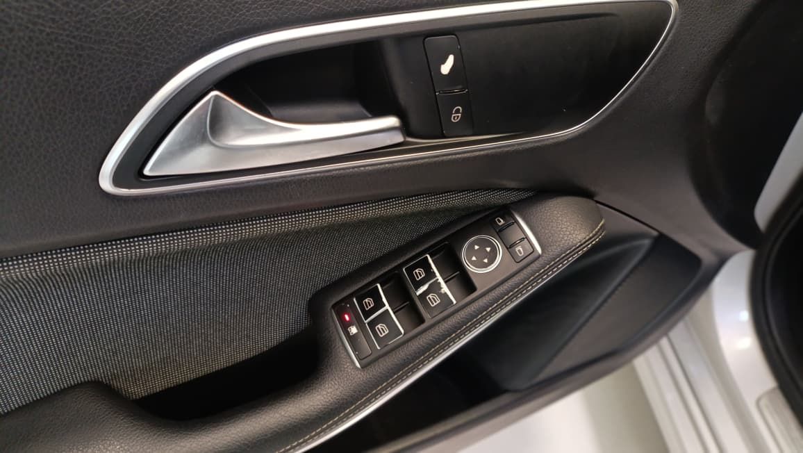 mercedes-benz a200 motor 1.6 turbo ano 2016