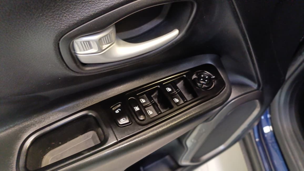 jeep renegade longitude motor 1.3 turbo t270 ano 2023
