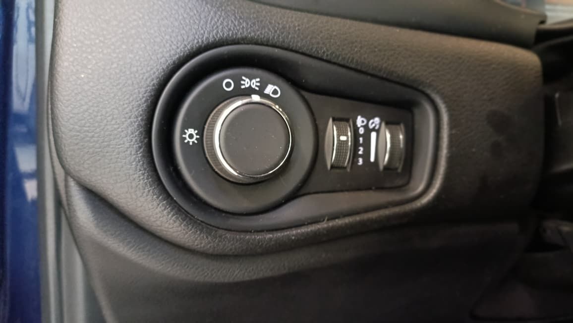 jeep renegade longitude motor 1.3 turbo t270 ano 2023