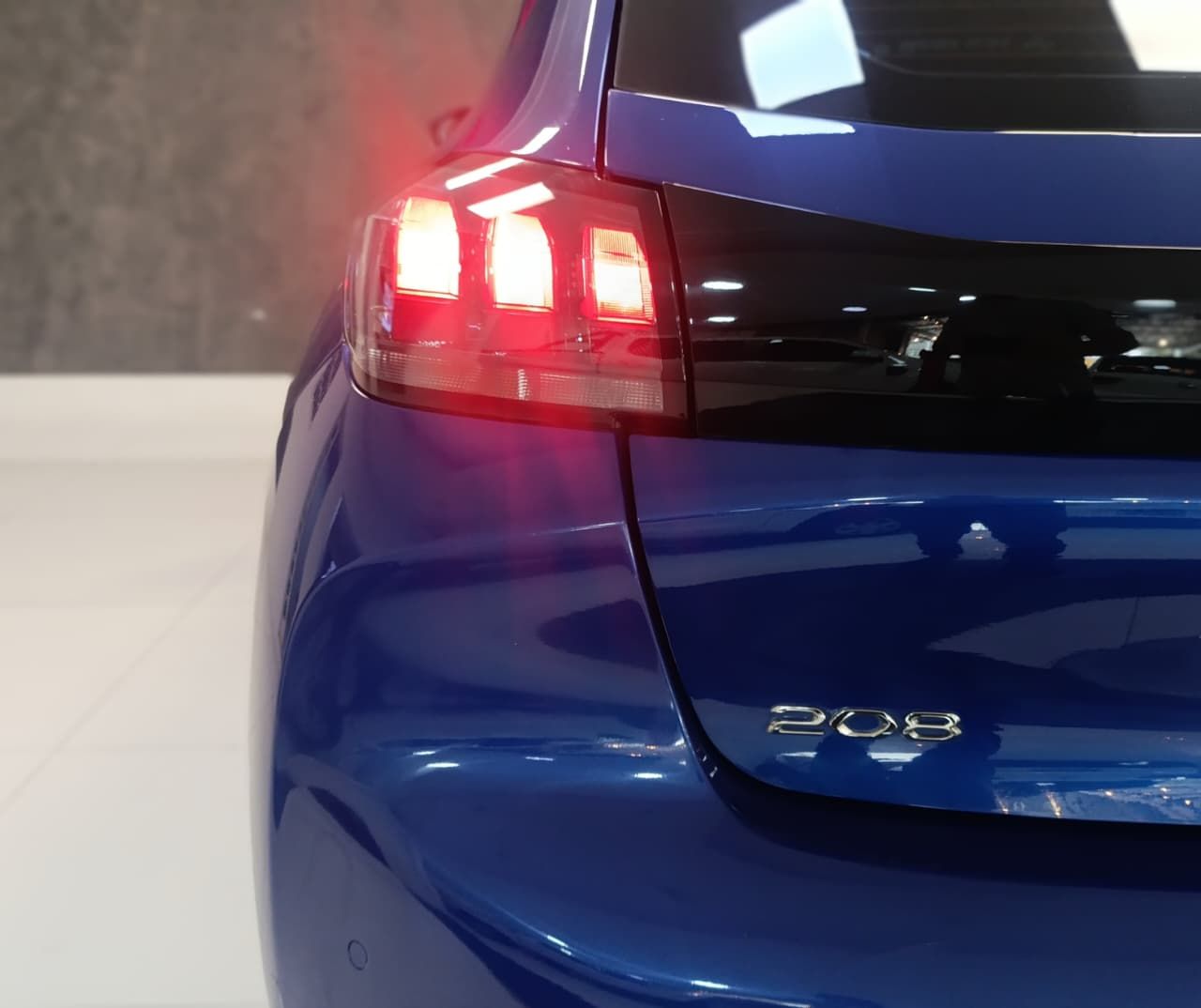 peugeot 208 allure 1.6 aut 2022