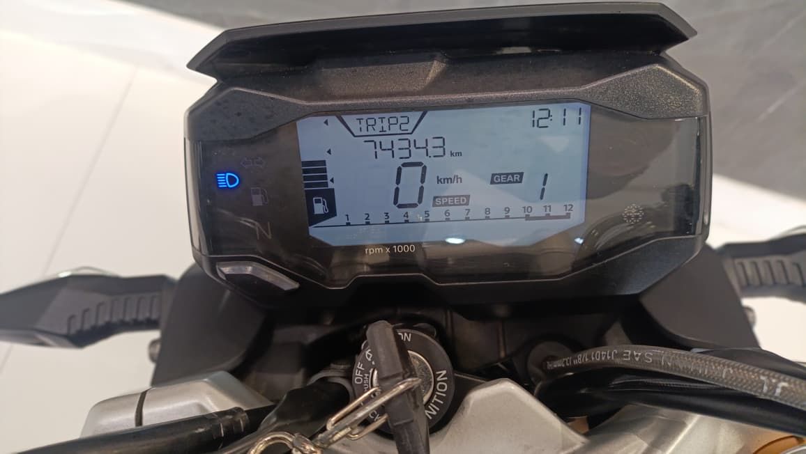 bmw g310 r ano 2025