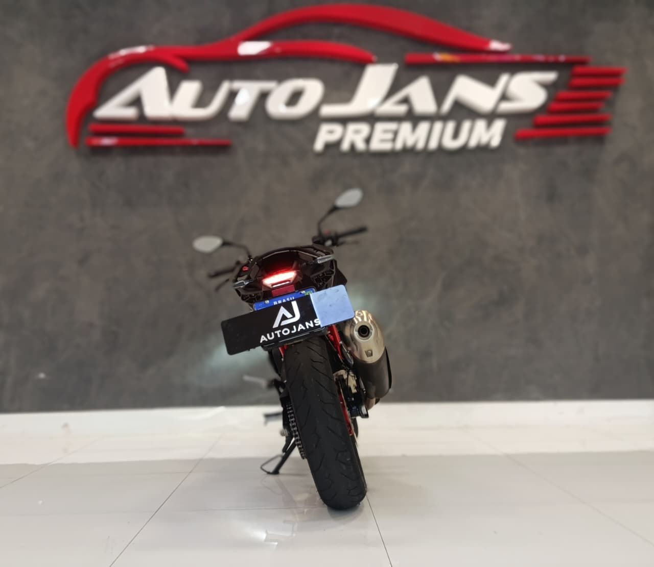 bmw g310 r ano 2025