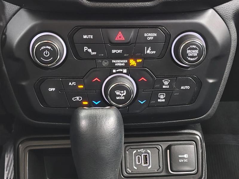 Jeep Renegade Long. T270 1.3 Tb 4X2 Flex Aut. - foto 13