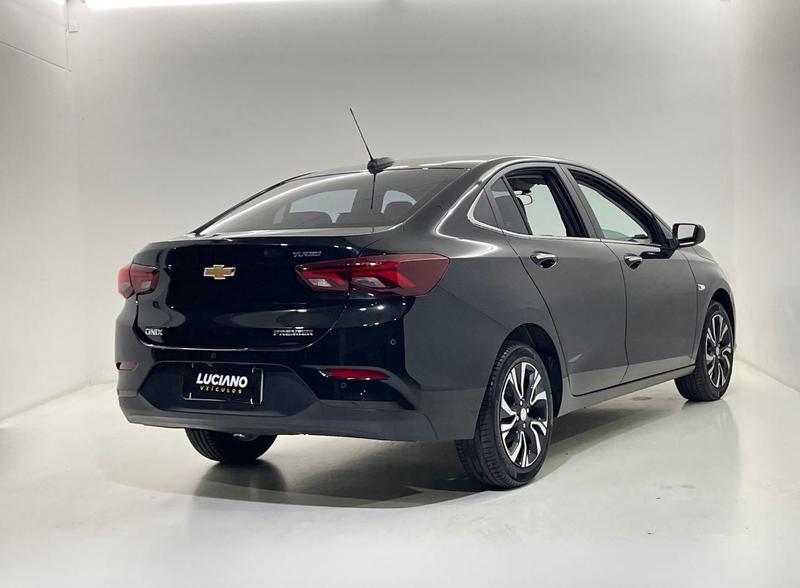 Chevrolet Onix Plus 10tat - foto 3