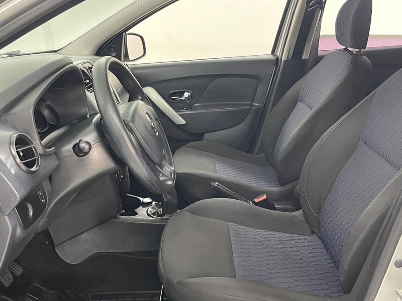 Renault Sandero Expr 1.6 - foto 12