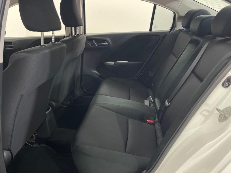 Honda City Lx CVT - foto 8