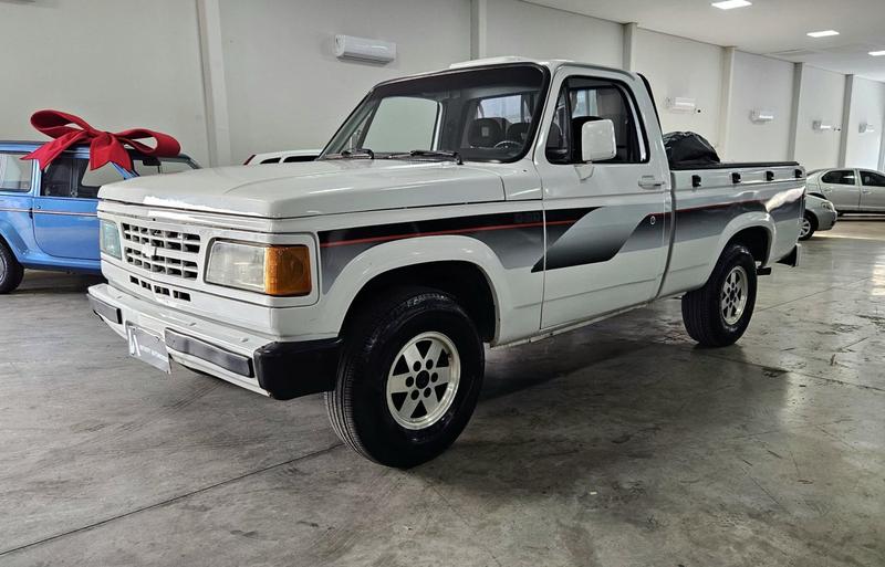 CHEVROLET D20 CUSTOM