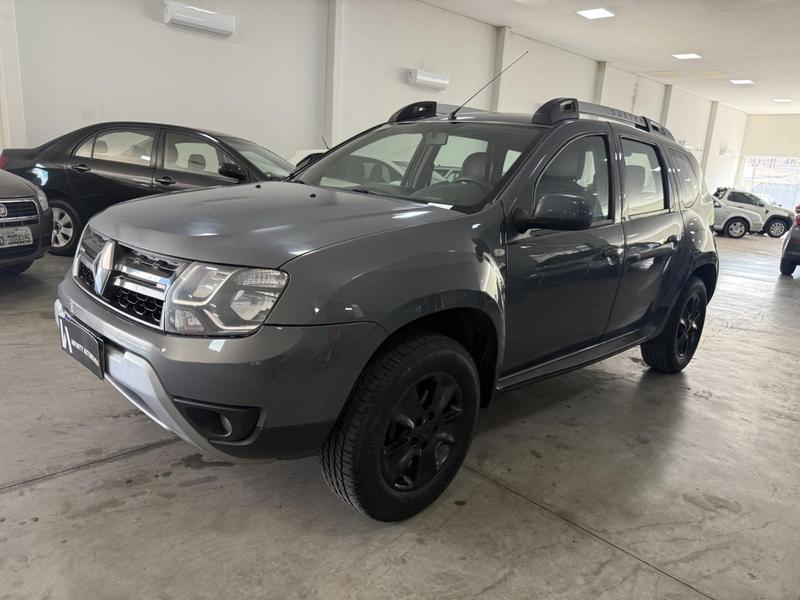 RENAULT DUSTER 20 D 4X4