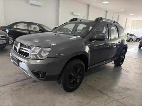 RENAULT DUSTER 20 D 4X4