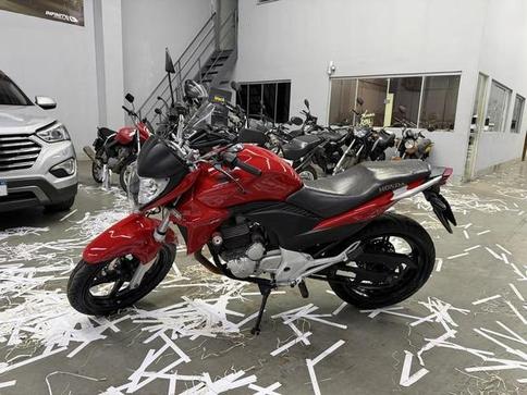 HONDA CB 300R